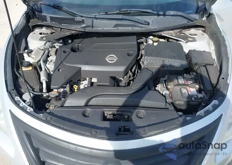 2015 Nissan Altima 2.5 Sv z USA, uszkodzony, nr VIN 1N4AL3AP2FC158345